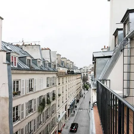 Superbe Studio Avec Balcon Au Coeur De Montorgueil-2
